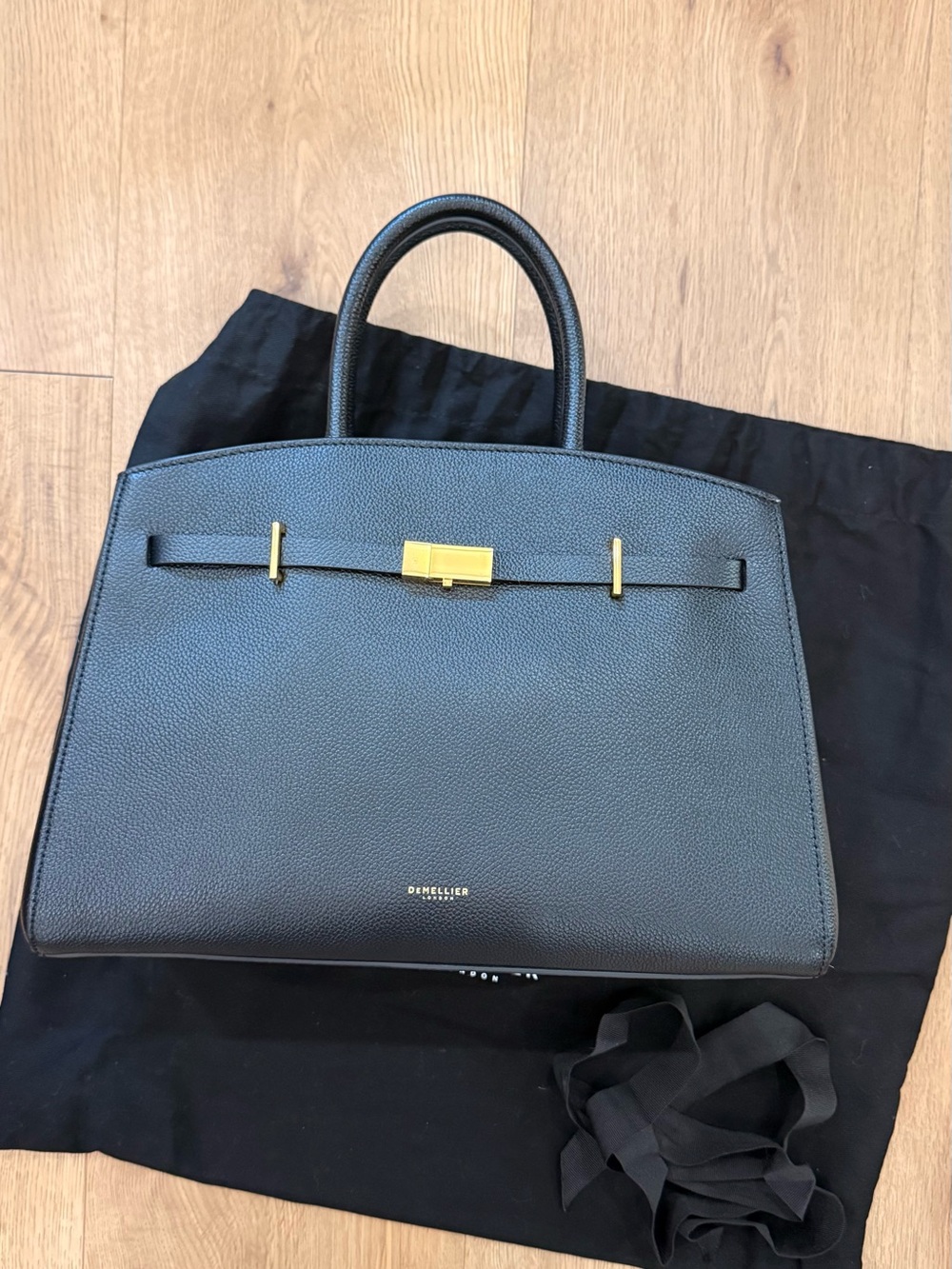 Demellier midi Hudson bag  Leather Structured Tote Bag with Gold Hardware